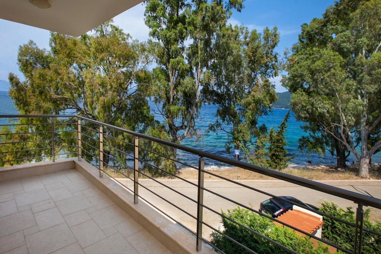 Appartamento Eucalyptus Sea View Karavomylos